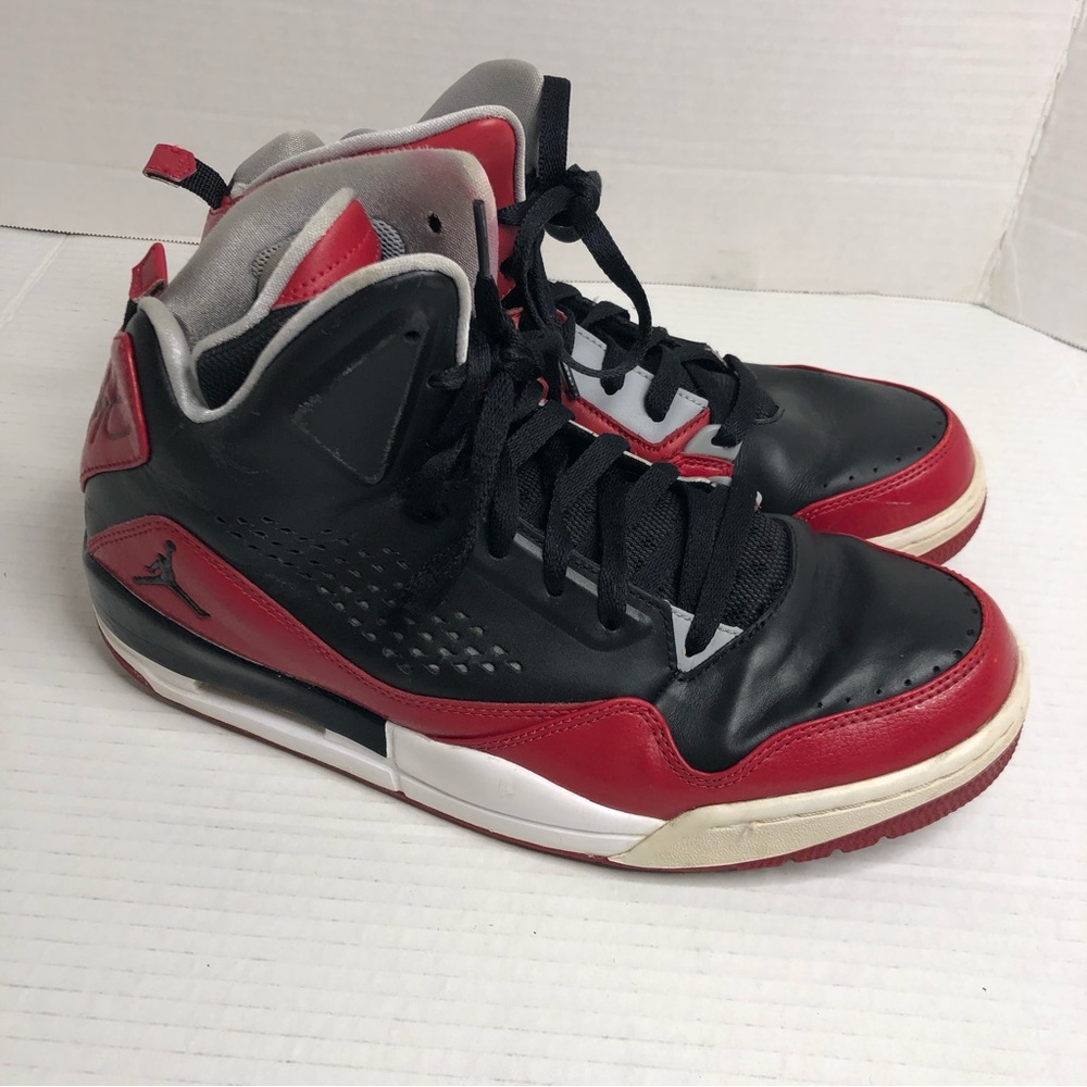 Nike Basketball Shoes Mens 9.5 Red Air Jordan SC-3 Flight Sneakers